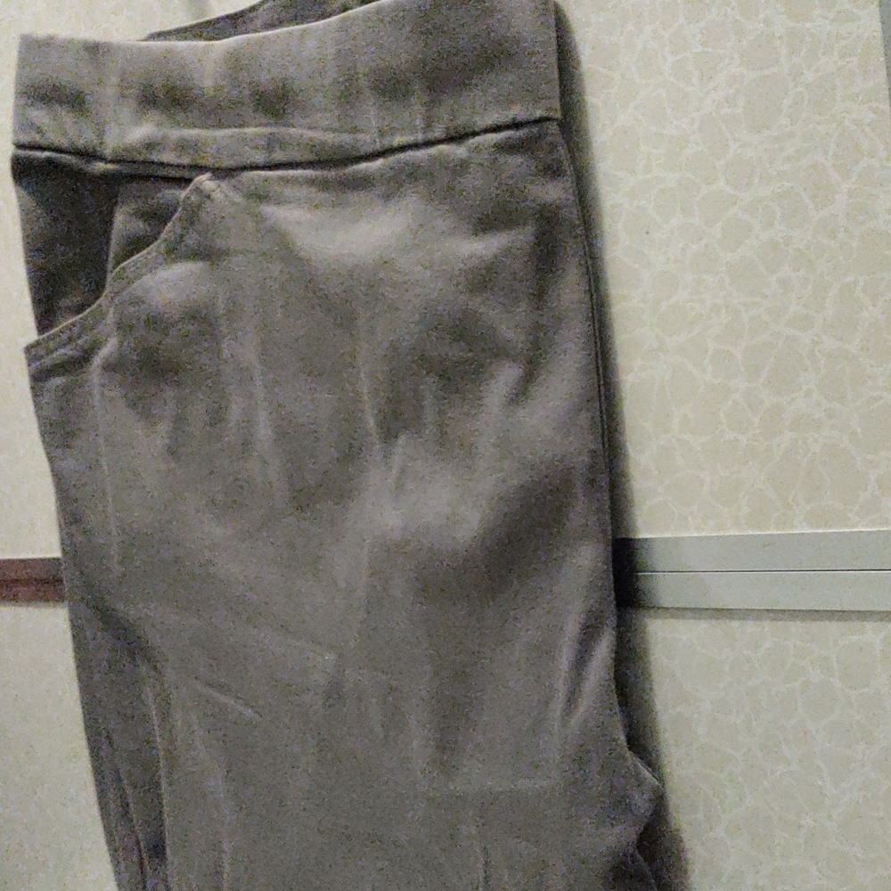 Gray Capri women pants 24w